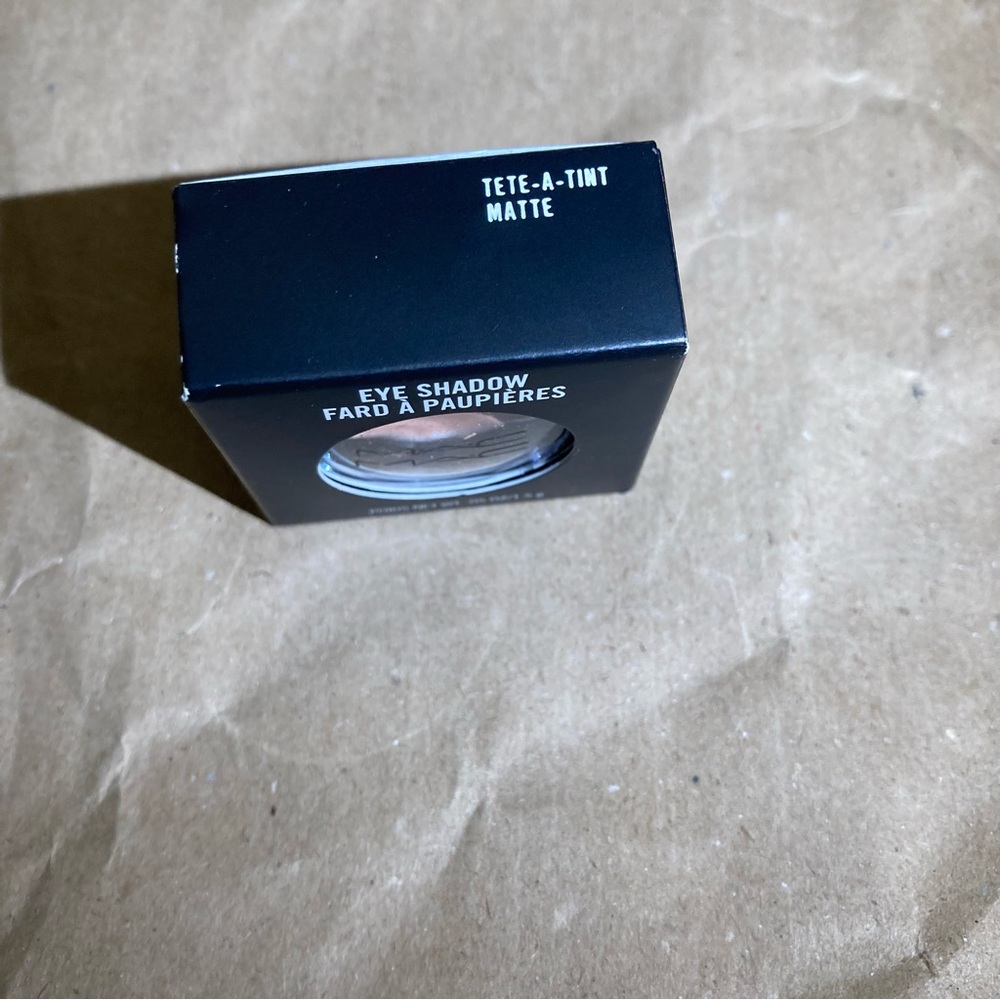 Mac eyeshadow - Picture 2 of 3
